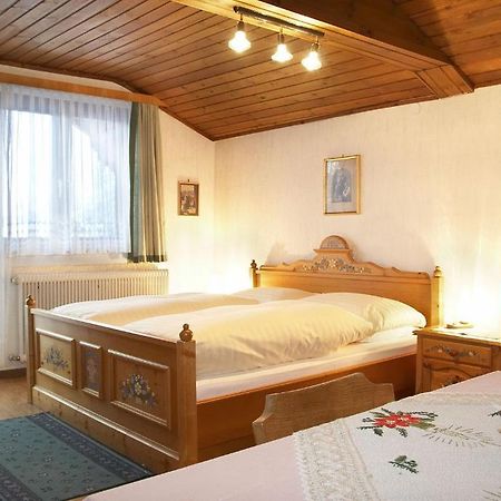 Gasthof Pension St. Wolfgang Kirchberg am Wechsel Szoba fotó